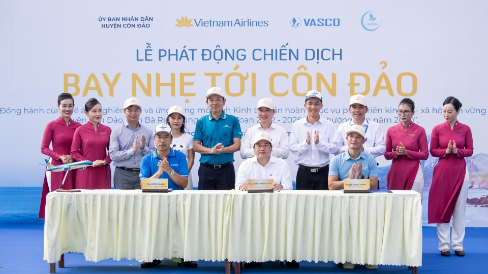 anh_5._ubnd_huyen_con_dao_vietnam_airlines_va_cong_ty_lagom_viet_nam_da_ky_ket_bien_ban_ghi_nho_khang_dinh_cam_ket_hop_tac.jpg