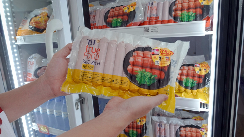 sp_xuc_xich_moi_tai_true_mart_1.jpg