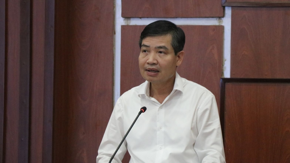 Ông Tạ Anh Tuấn, Chủ tịch UBND tỉnh Phú Yên tại buổi đối thoại với thanh niên.JPG