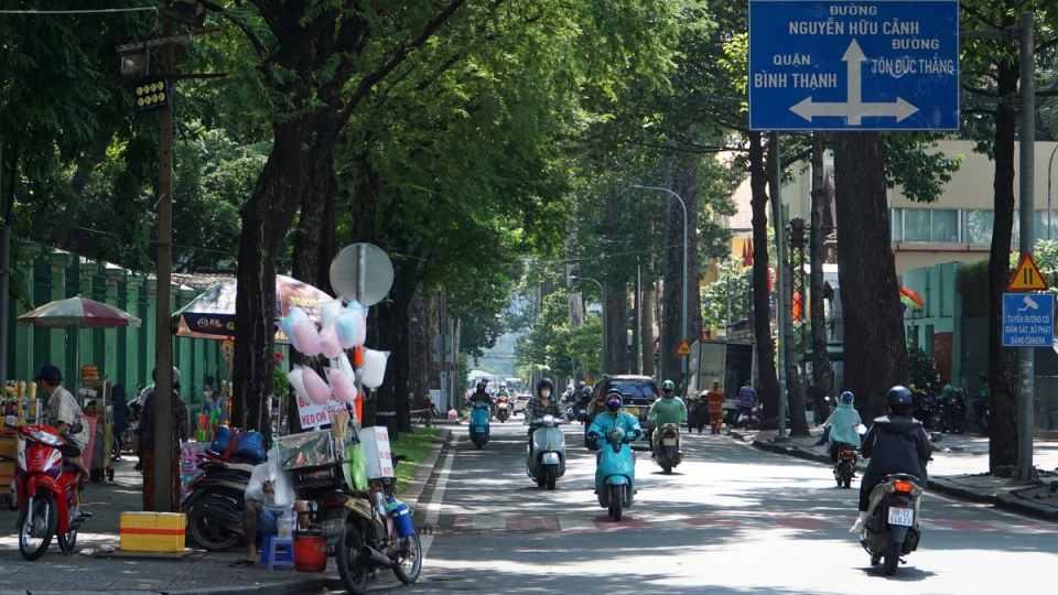 Thêm 41 tuyến đường tại quận trung tâm TP.HCM triển khai thu phí vỉa hè.JPG