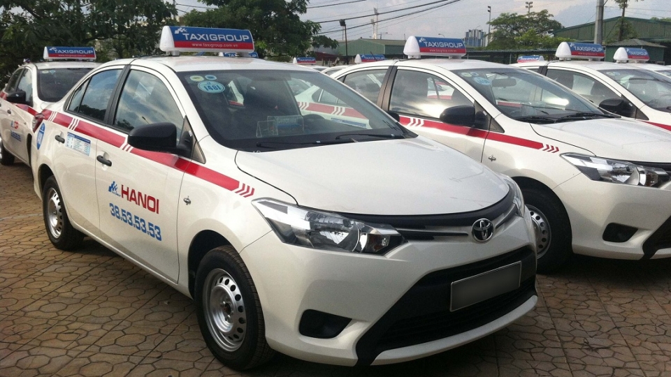 Toyota-Vios-taxi-7_1.jpg