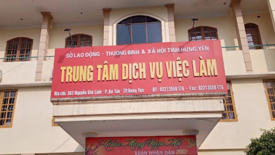 Khởi tố lãnh đạo Trung tâm Dịch vụ việc làm tỉnh Hưng Yên