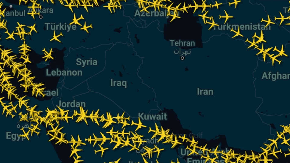 duong bay hang khong quanh Iran, khong phan Iran vang may bay -FlightRadar24.jpg
