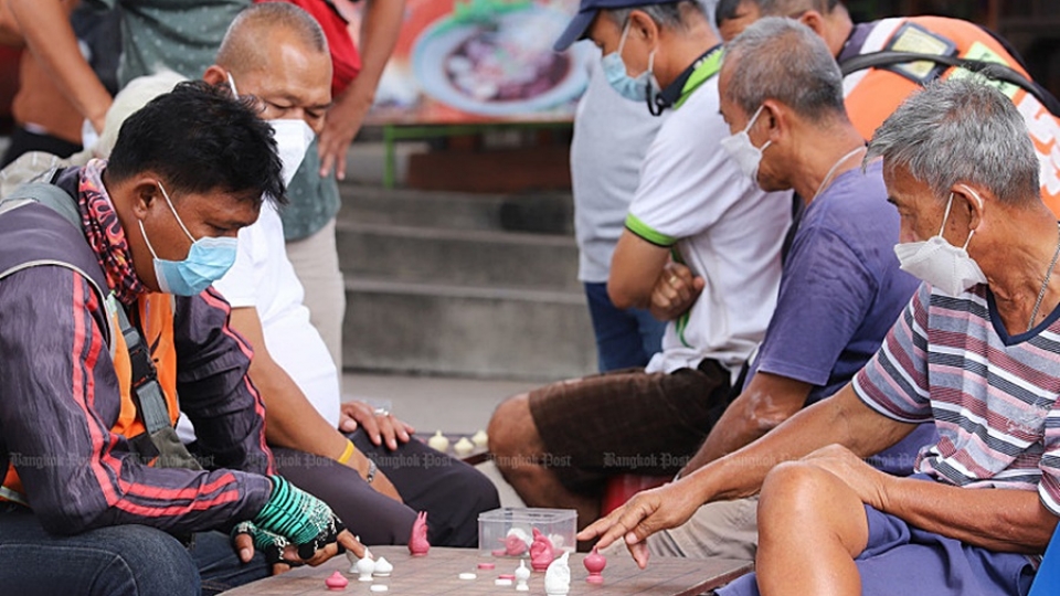 gia hoa dan so Thai Lan, nguoi gia Thai Lan -bangkok post.jpg