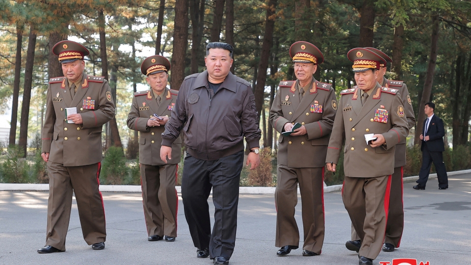 Ông Kim Jong-un yêu cầu Triều Tiên tăng cường năng lực tiến hành chiến tranh