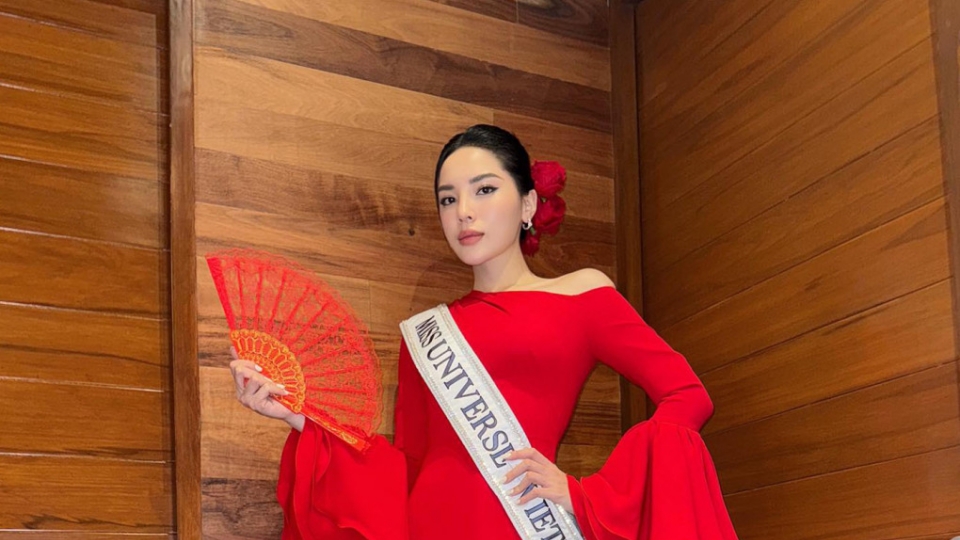 Sao Việt 1/11: Kỳ Duyên không vào top 20 sau ngày đầu thi Miss Universe