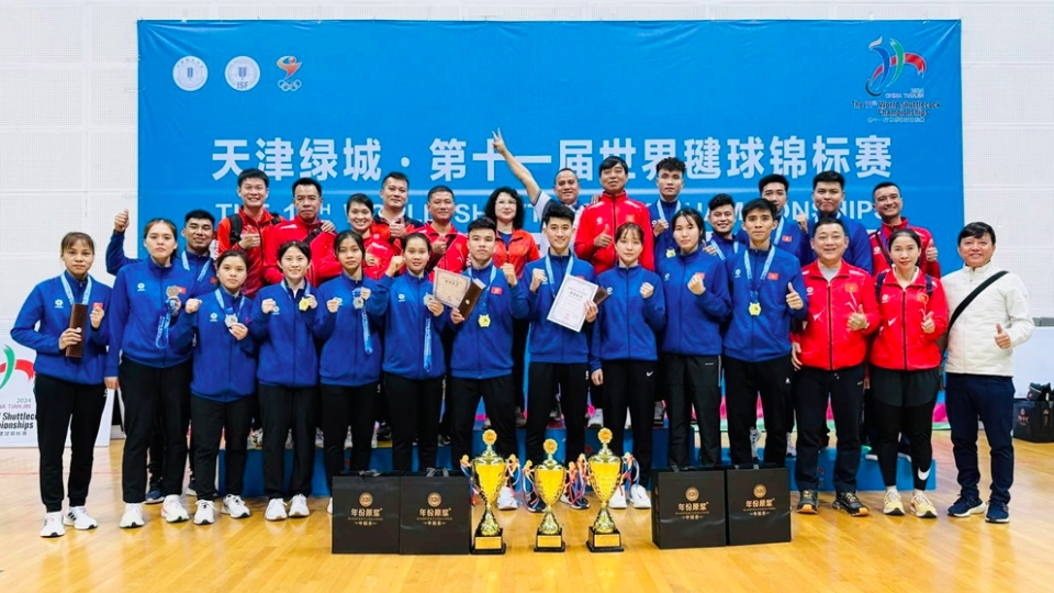 Vietnam tops medal tally at world shuttlecock tourney