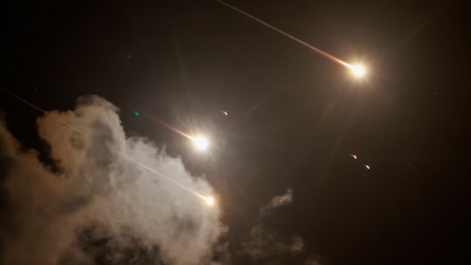 ten_lua_iran_tan_cong_israel_.jpg