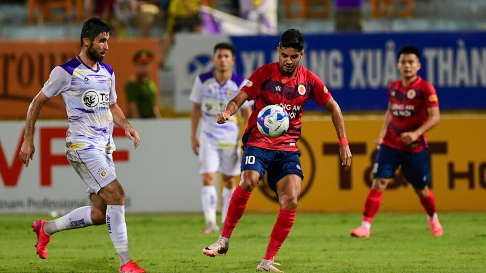 truc tiep ha noi fc vs clb cahn 10.jpg