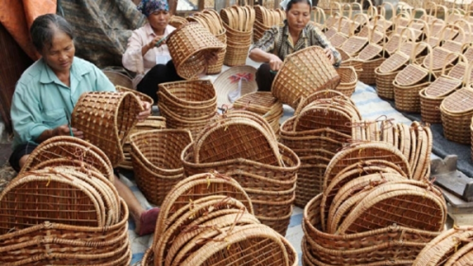 Rattan, bamboo, sedge, and carpet exports gross US$594.8 million