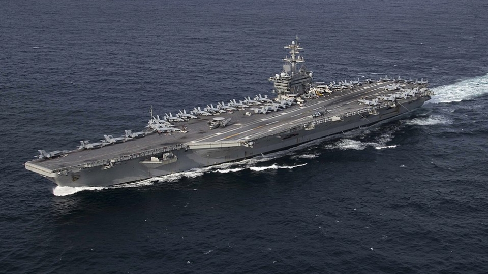957px-uss_abraham_lincoln_cvn-72_underway_in_the_atlantic_ocean_on_30_january_2019_190130-n-pw716-1312.jpeg