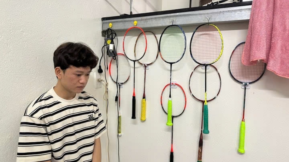 Nam thanh niên lừa đảo bằng chiêu trò trao đổi vợt Pickleball