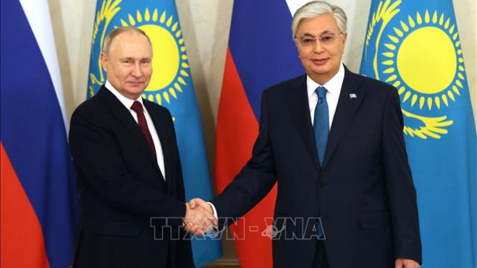 Tổng thống Nga Putin hội đàm với Tổng thống Kazakhstan Tokayev