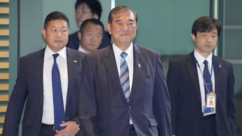 photo_l.jpg