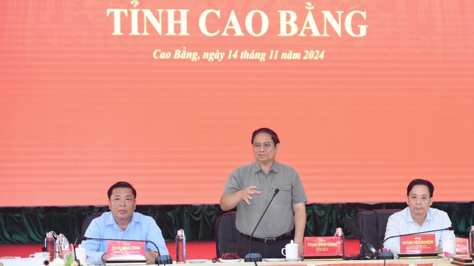 thu_tuong_pham_minh_chinh_kiem_tra_va_lam_viec_voi_cao_bang_-_lang_son_ve_du_an_tuyen_cao_toc_dong_dang_-_tra_linh_2.jpg