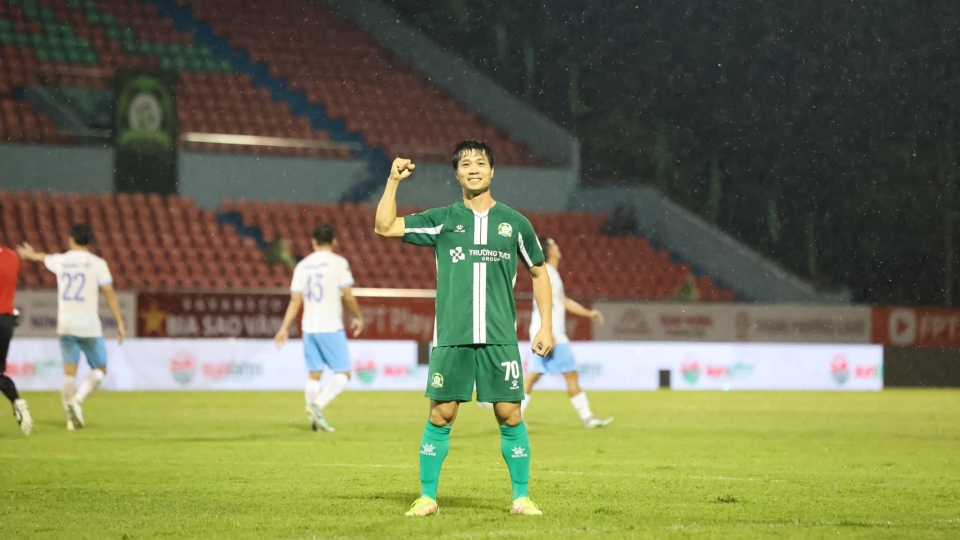 truc tiep cong phuong binh phuoc vs khanh hoa 2.jpg