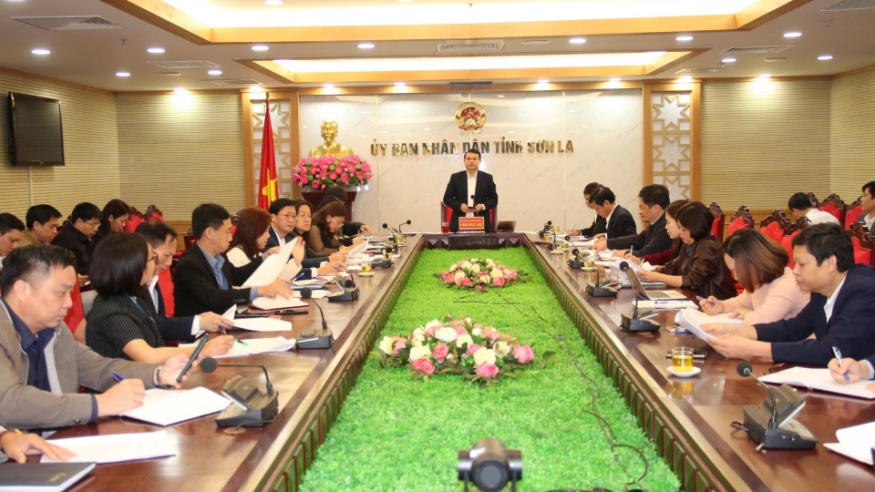 12_12_hop_ubnd_tinh_son_la_20241212111044.jpg