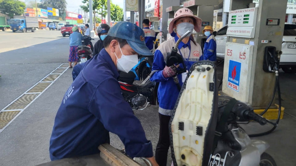Các doanh nghiệp triển khai giải pháp kết nối dữ liệu bán hàng  (Ảnh Hoàng Minh).png