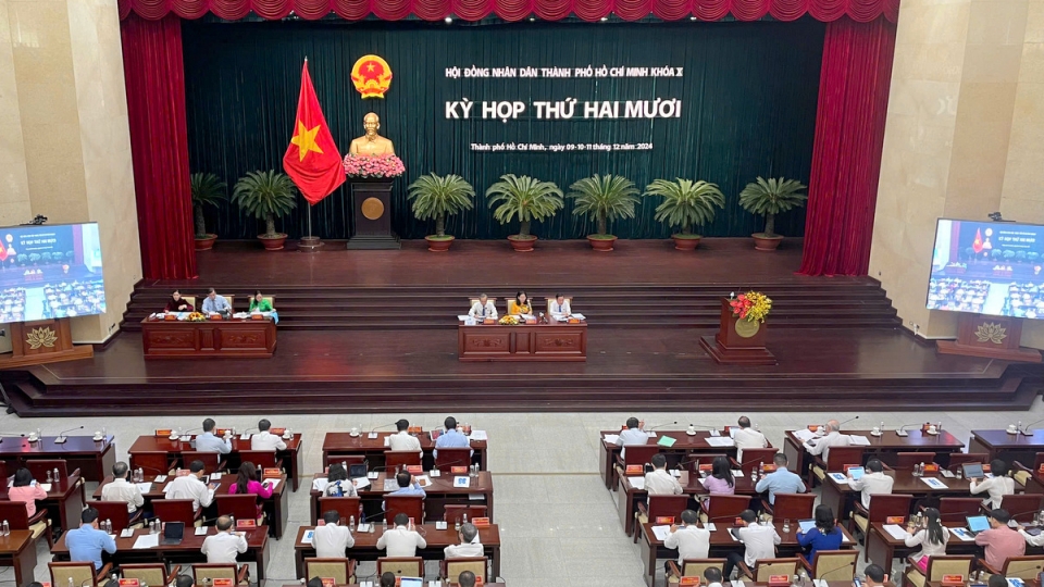 Phiên bế mạc.jpg
