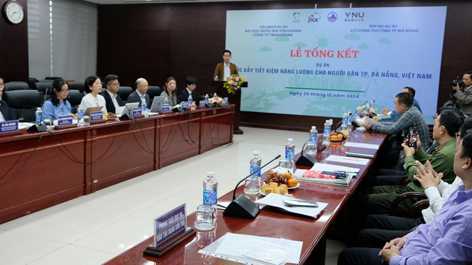 Quang cảnh buổi lễ.jpg