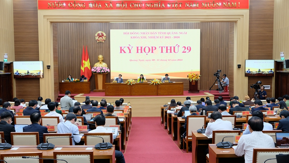 Quang cảnh phiên chất vấn.jpg
