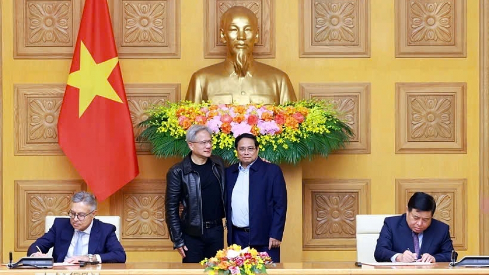 Vietnam and NVIDIA ink AI cooperation document.jpg