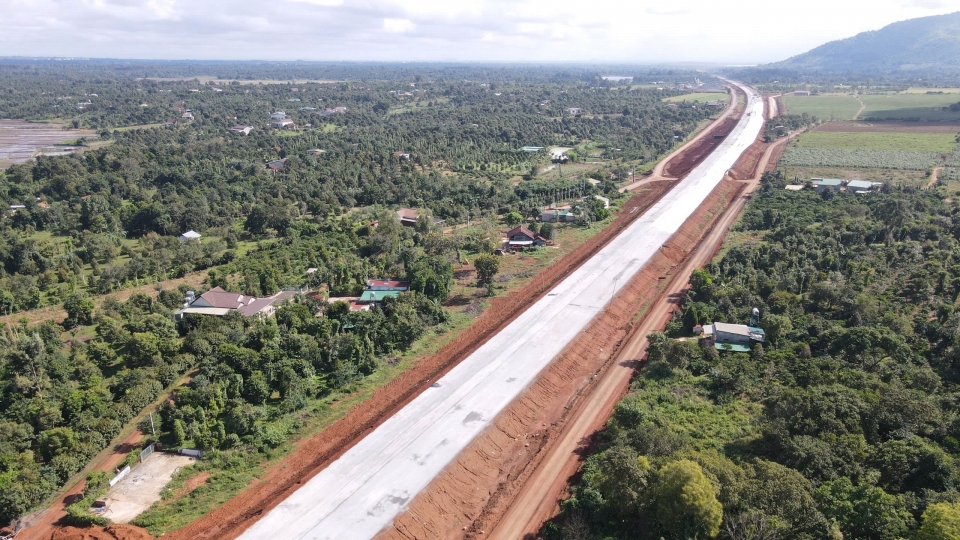 Cao tốc Khánh Hoà - Buôn Ma Thuột bứt tốc để sớm về đích