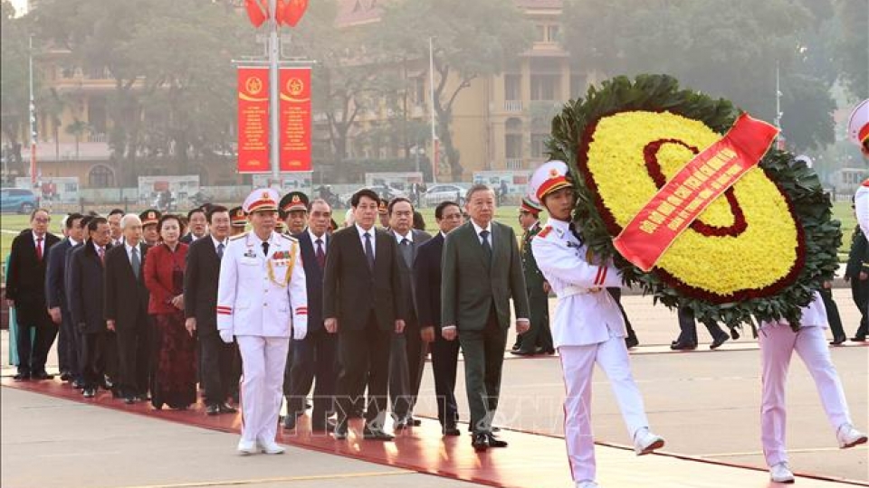 Lãnh đạo Đảng, Nhà nước vào Lăng viếng Chủ tịch Hồ Chí Minh