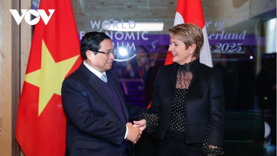 PM Chinh and Swiss President_0.jpg