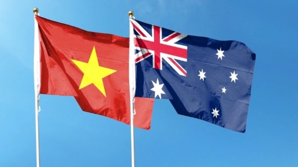 Vietnamese and Australian flags.jpg
