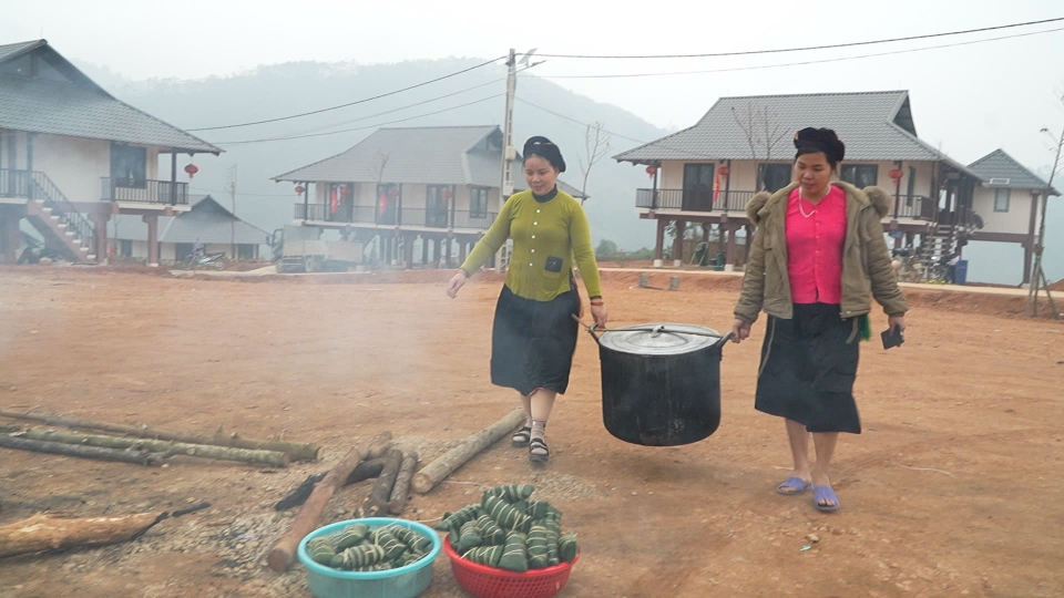 luoc_banh_chung_truyen_thong_cua_nguoi_tay.jpg