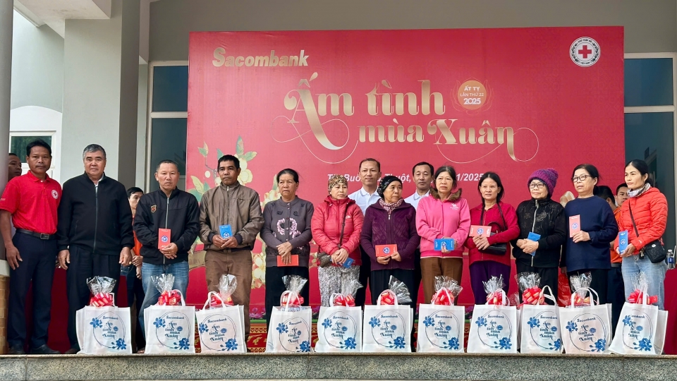 nhung_phan_qua_trong_chuong_trinh_.jpg