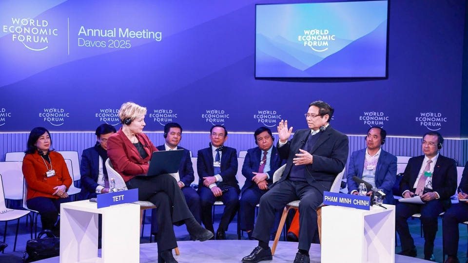 thu_tuong_doi_thoai_voi_truong_ban_bien_tap_tap_chi_financial_times.jpg