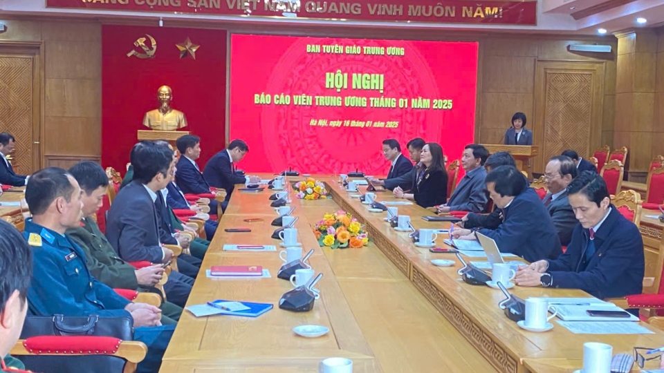 toan_canh_hoi_nghi_sang_nay.jpg