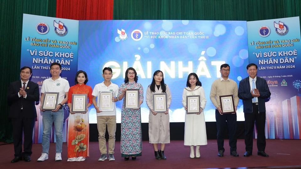 trao_giai_bao_chi_vi_suc_khoe_nhan_dan_2.jpg