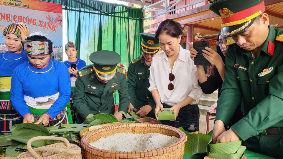 xuan_bien_phong_4_.jpg