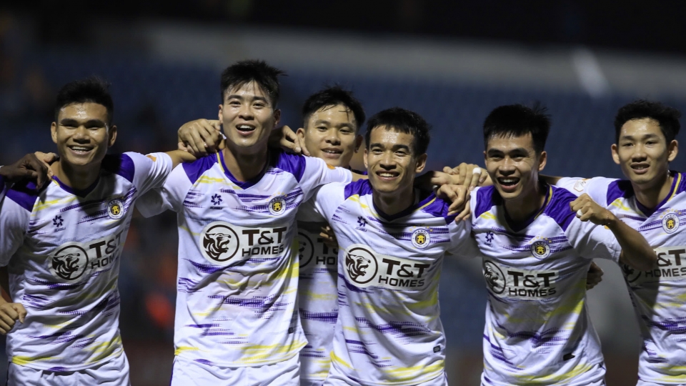 Kết quả vòng 10 V-League 24/25: Nam Định khóc hận, Hà Nội FC vào tốp 4