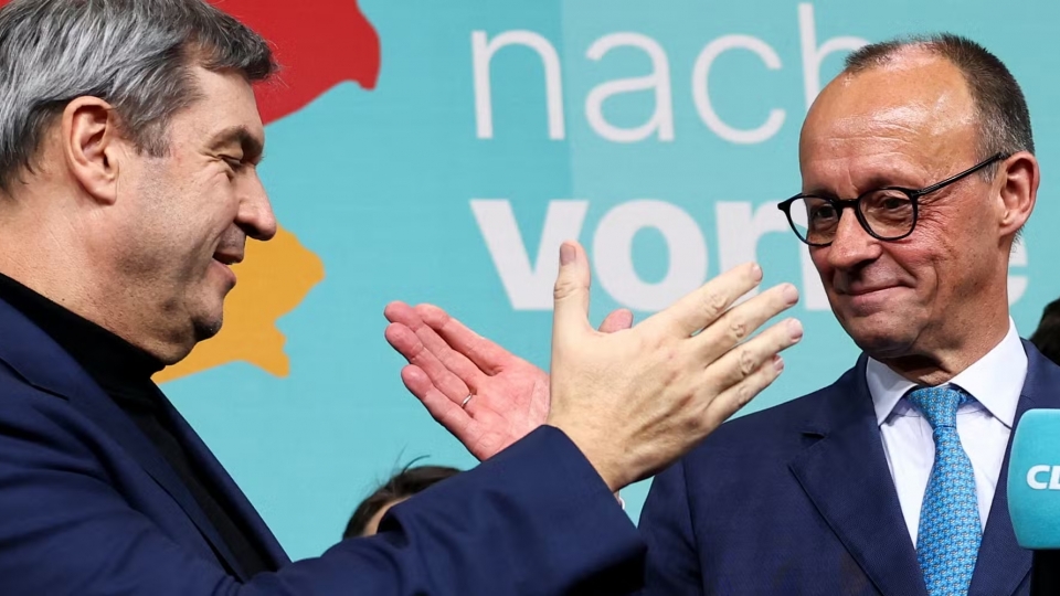 Đảng SPD có khả năng sẽ tham gia vào chính phủ tiếp theo vì liên minh CDU_CSU sẽ cần đảng này để đạt được đa số tuyệt đối - Ảnh_ Le Monde.jpg