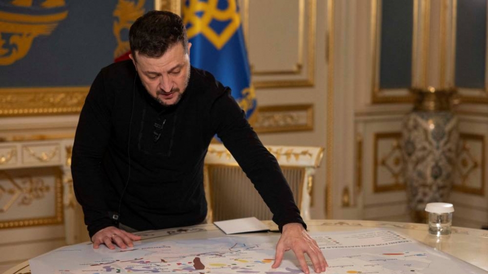 2025-02-07T174457Z_1899062079_RC2NPCACRG95_RTRMADP_3_UKRAINE-CRISIS-ZELENSKIY (1).jpg