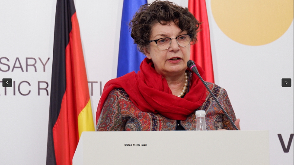Dai su Duc Helga Margarete Barth.png