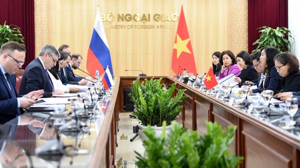Vietnam and Russia outline cooperation orientations in Hanoi  2.jpg