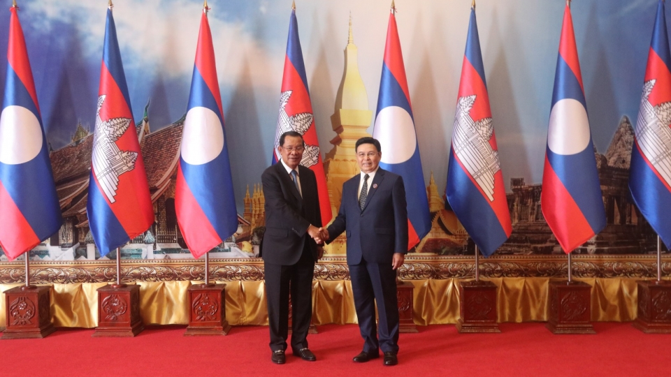 chu_tich_thuong_vien_campuchia_samdech_techo_hun_sen_va_chu_tich_quoc_hoi_lao_saysomphone_phomvihane._nguon_dai_phat_thanh_quoc_gia_lao.jpg