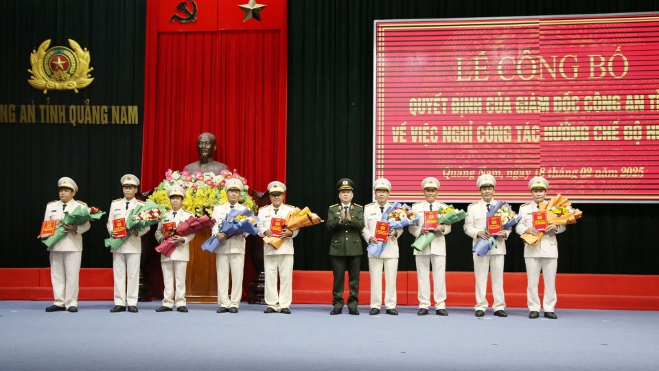 co_22_can_bo_lanh_dao_cong_an_tinh_quang_nam_xin_nghi_huu_truoc_tuoi.jpg