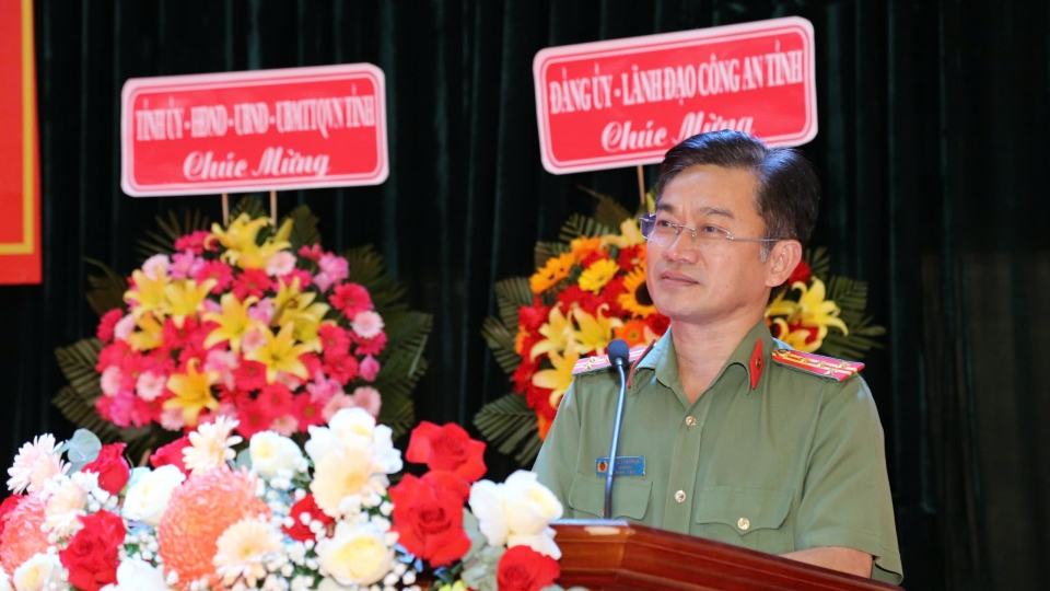dai_ta_tran_van_duong_giam_doc_cong_an_tinh_soc_trang_phat_bieu_tai_buoi_le.jpg