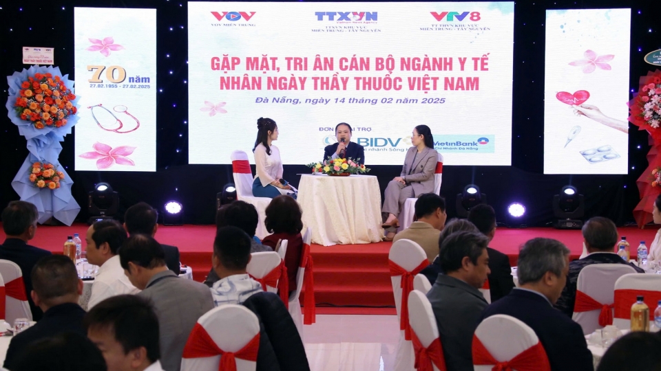 day_la_nam_thu_3_vov_mien_trung_co_quan_ttxvn_khu_vuc_mien_trung_-_tay_nguyen_va_vtv8_luan_phien_dong_to_chuc_chuong_trinh_giao_luu_tri_an_nhung_nguoi_thay_thuoc_o_da_nang.jpg