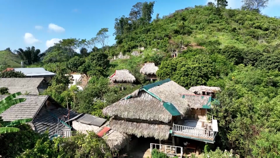 homestay_a_cua_moc_mac_nep_minh_giua_nui_rung_xanh_ngat.jpg
