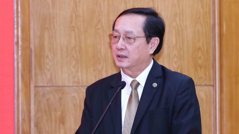 huynh_thanh_dat_1.jpg
