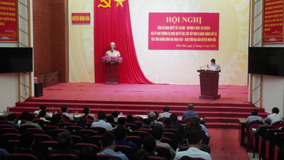 nhieu_can_bo_lanh_dao_huyen_minh_hoa_xin_nghi_huu_truoc_tuoi_tao_thuan_loi_cho_co_quan_to_chuc_trong_viec_sap_xep_tinh_gon_bo_may.jpg