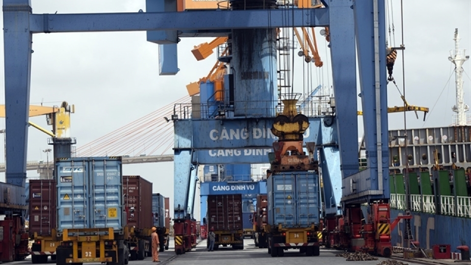 Vietnam's port firms thrive in 2024