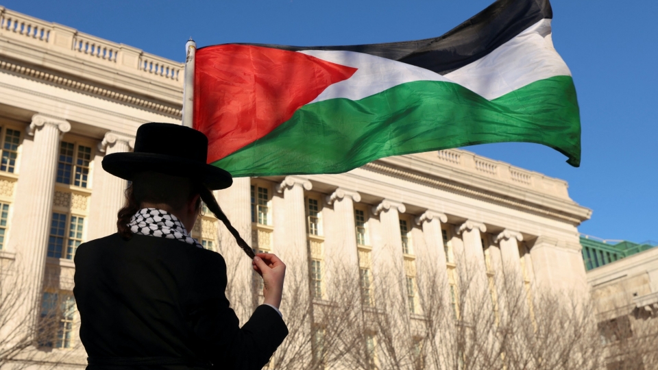 rs-2025-02-04t201846z_1897146095_rc2unca95x8g_rtrmadp_3_usa-israel-protests.jpg